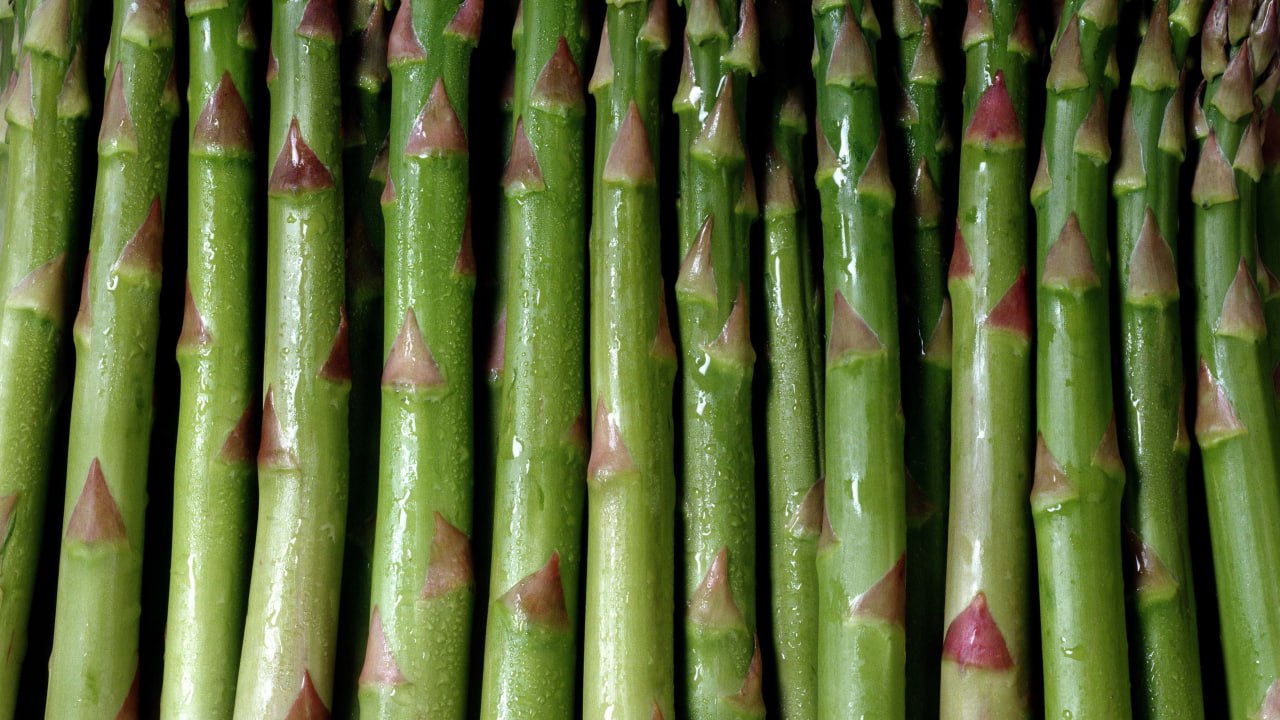 Szparagi: naturalny produkt oczyszczający organizm